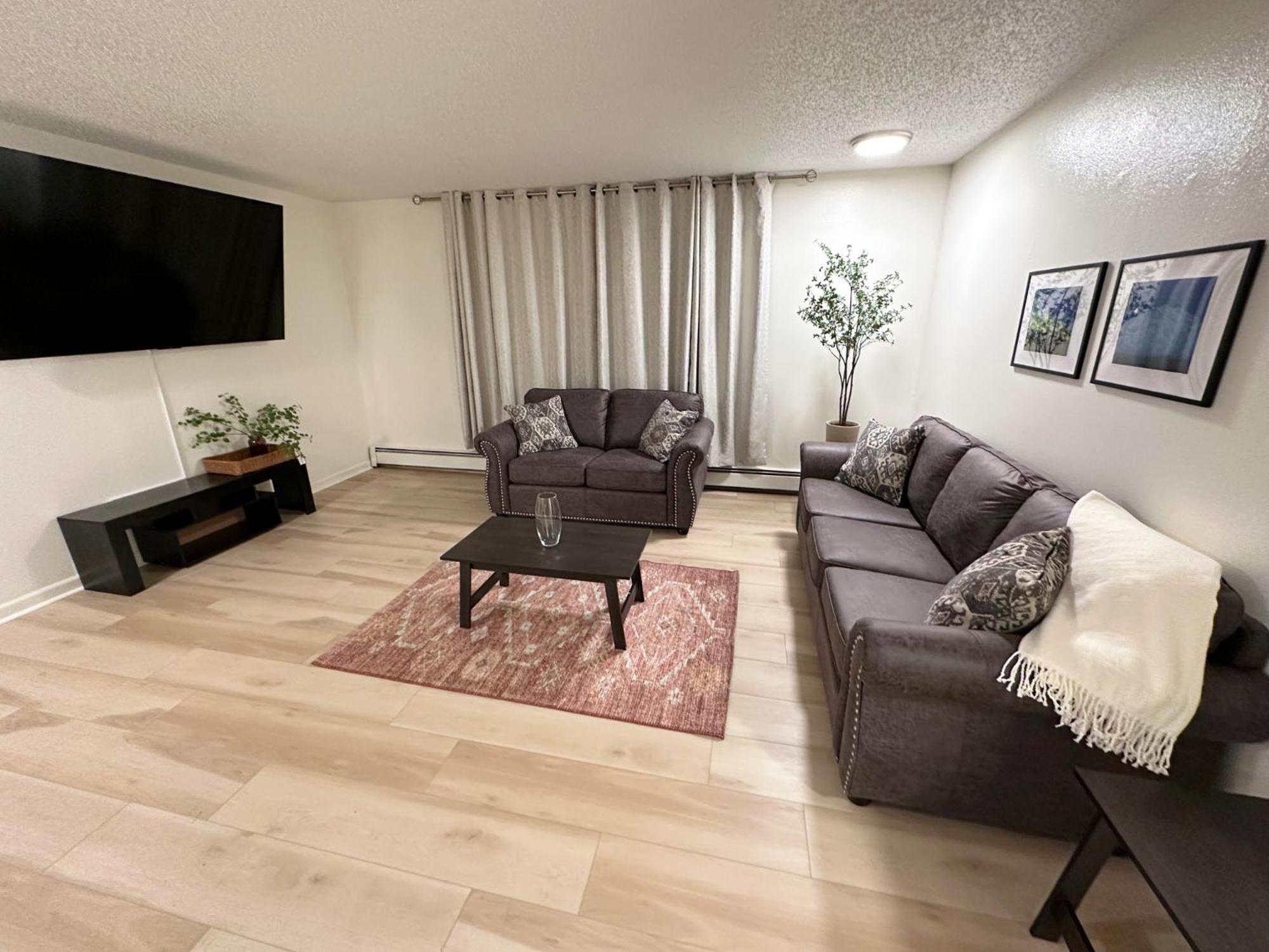 Stay Anchorage! Furnished Two Bedroom Apartments With High Speed Wifi Экстерьер фото