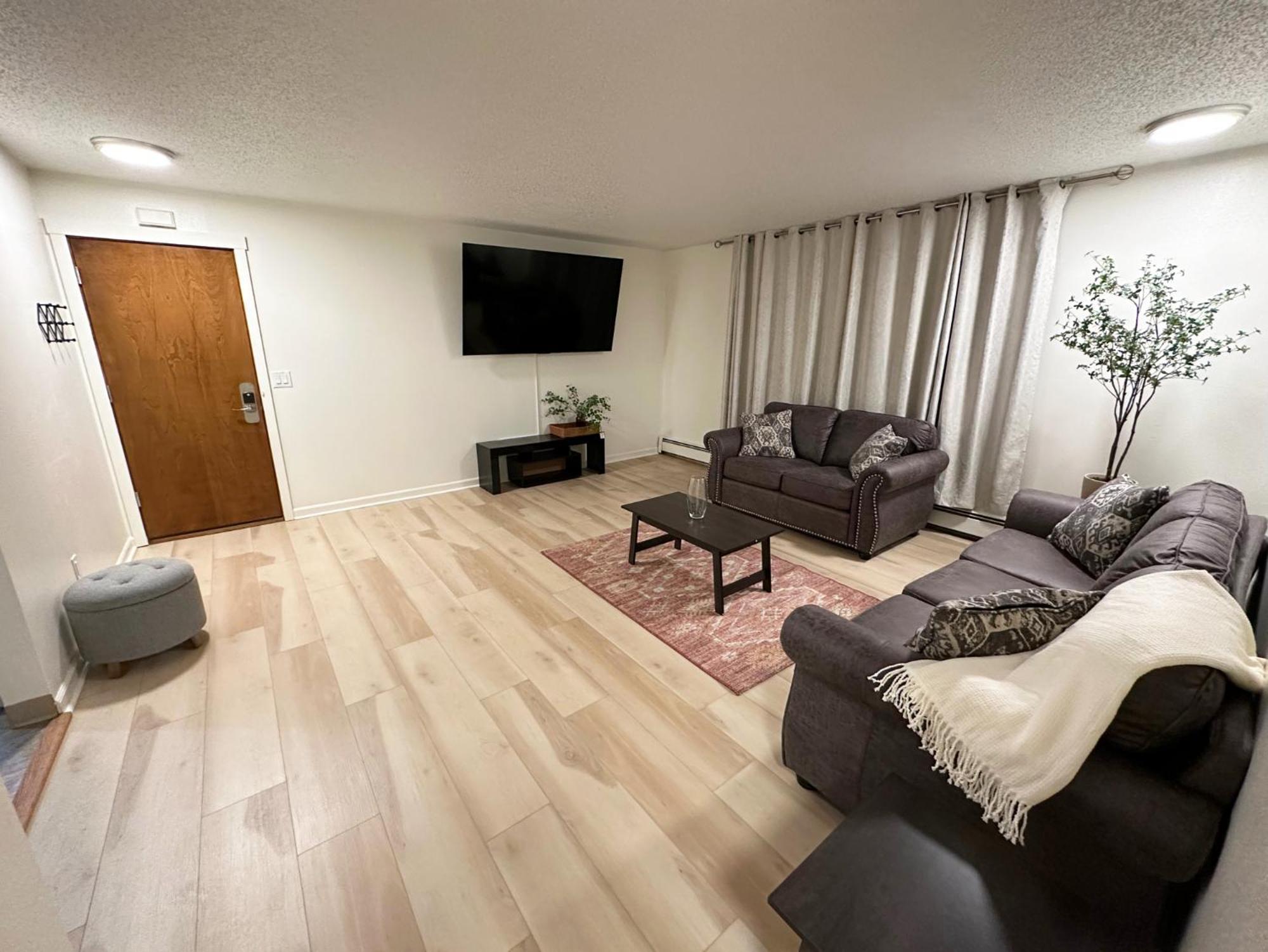 Stay Anchorage! Furnished Two Bedroom Apartments With High Speed Wifi Экстерьер фото