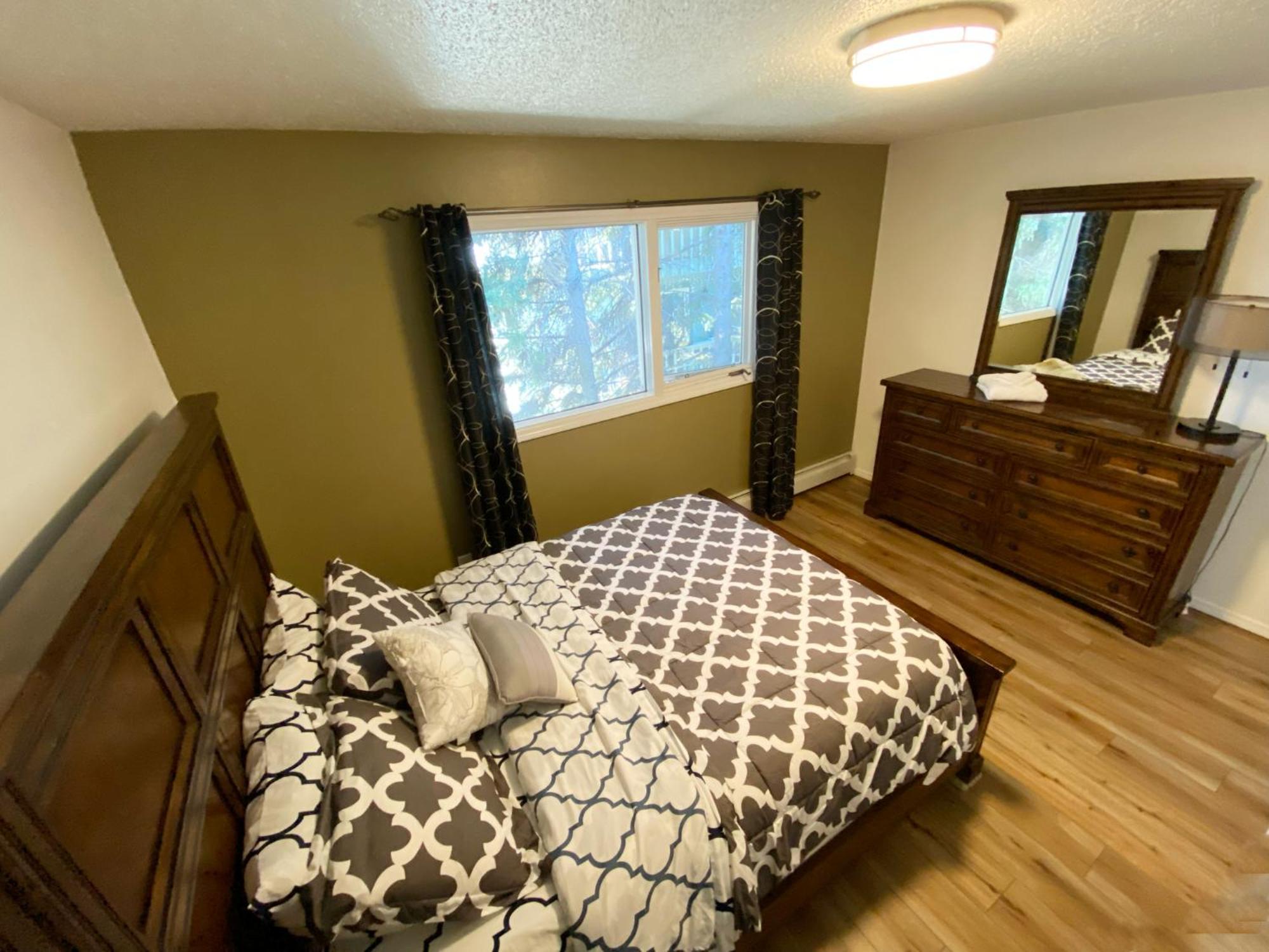 Stay Anchorage! Furnished Two Bedroom Apartments With High Speed Wifi Номер фото
